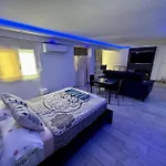 Marbella Central 6 By Homing